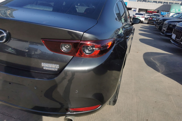 马自达3 昂克赛拉 2021款 2.0L 自动质炫版车身外观9