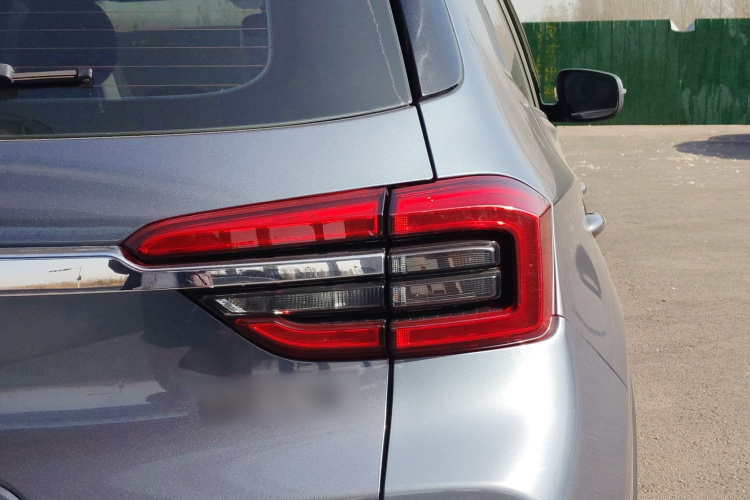 奇瑞 瑞虎5x 2019款 HERO 1.5L CVT时尚版车身外观6008