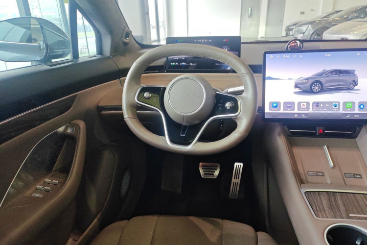 鸿蒙智行 智界R7 2025款 增程 251km Max局部细节13