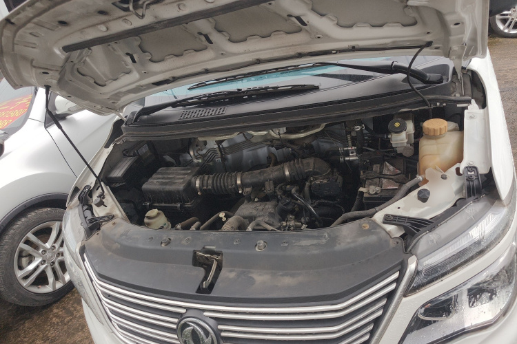 东风风行 菱智 2020款 M5L 1.6L 实用型机舱底盘24