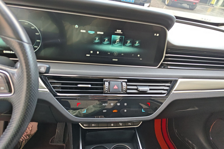 红旗HS5 2019款 2.0T 智联旗享版局部细节16