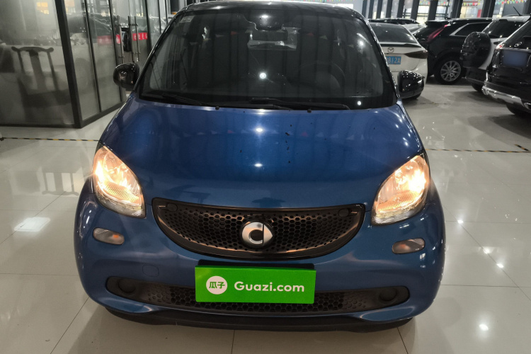 smart forfour 2016款 0.9T 66千瓦先锋版车身外观6001