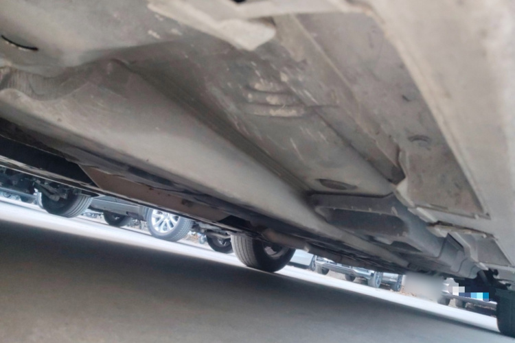 雷克萨斯ES 2013款 250 精英版局部细节9004