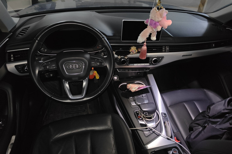 奥迪A4(进口) 2017款 45 TFSI allroad quattro 时尚型中控内饰12