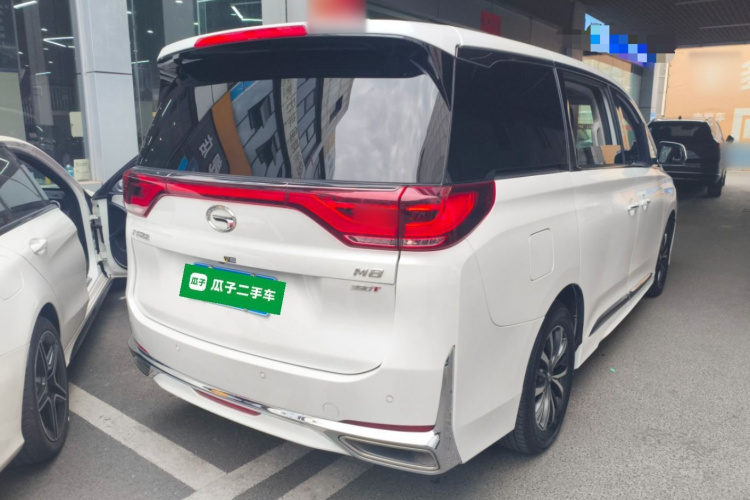 广汽传祺 传祺M8 2024款 领秀系列 390T 尊享版车身外观7