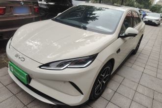 比亚迪 海豹06新能源 2025款 EV 545KM旗舰型