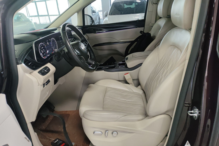 别克GL8 2020款 Avenir艾维亚 七座亲礼版局部细节19