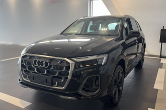 奥迪Q7 2025款 55 TFSI quattro S line运动型