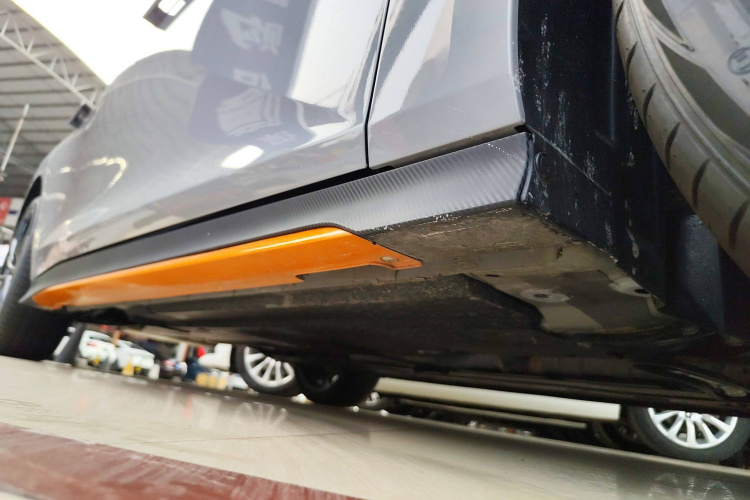 长安UNI-V 2024款 1.5T 尊贵运动型局部细节9001