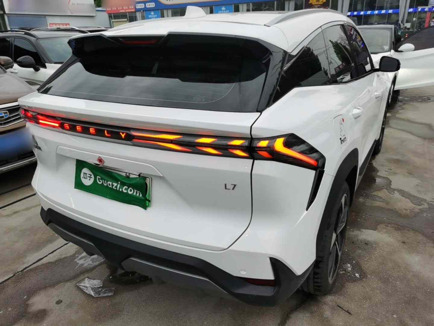 吉利银河 银河L7 2024款 1.5T 115km 星舰 龙腾版(5)