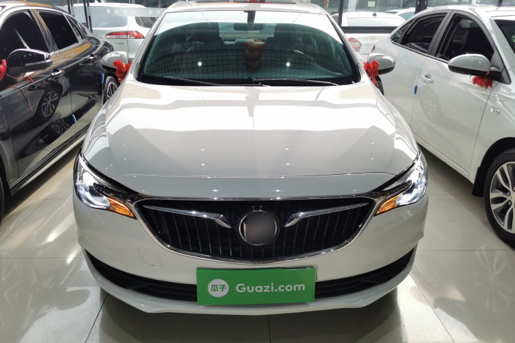 别克 英朗 2021款 改款 1.3T 自动轻混动精英型车身外观2