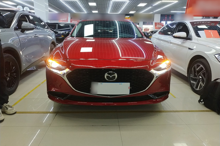 马自达3 昂克赛拉 2022款 2.0L 自动质雅黑曜版车身外观2