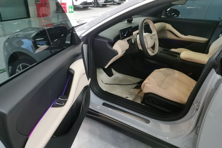 蔚来ET5T 2024款 75kWh Touring中控内饰7003