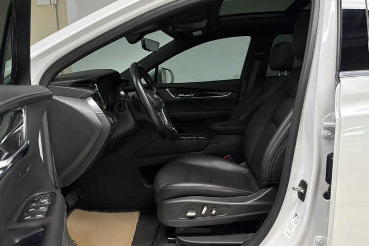 凯迪拉克XT5 2021款 28T 豪华型局部细节19