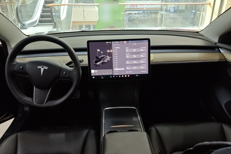 特斯拉 Model 3 2021款 标准续航后驱升级版 3D6中控内饰12
