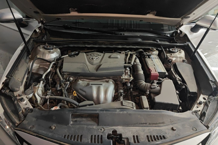 丰田 凯美瑞 2018款 2.0G 豪华版机舱底盘24