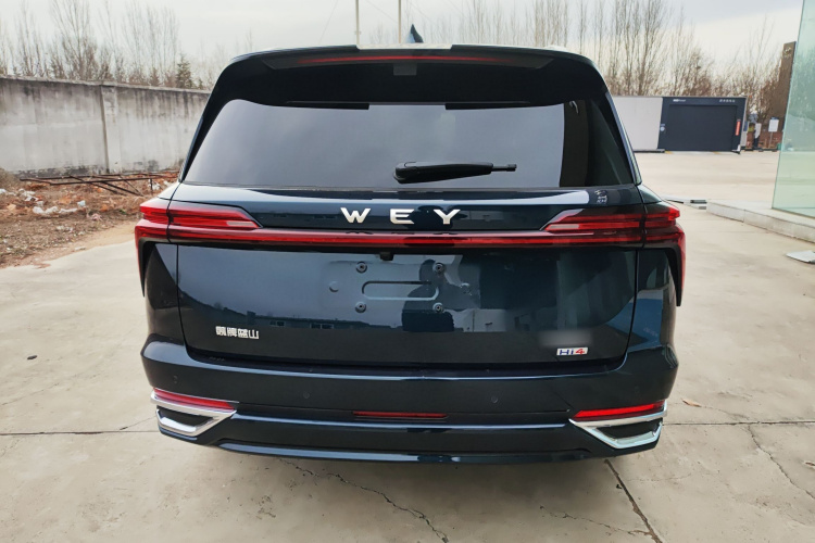 魏牌 蓝山 2025款 四驱 Ultra车身外观6