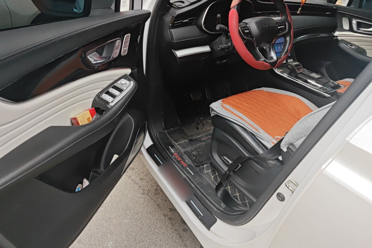 荣威RX5 MAX 2019款 400TGI 自动四驱智能座舱至尊版中控内饰7003