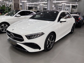 奔驰A级 2024款 改款 A 200 L 时尚型