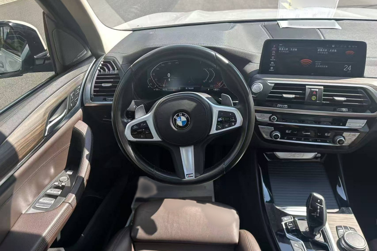 宝马X3 2020款  xDrive28i M运动套装中控内饰7001