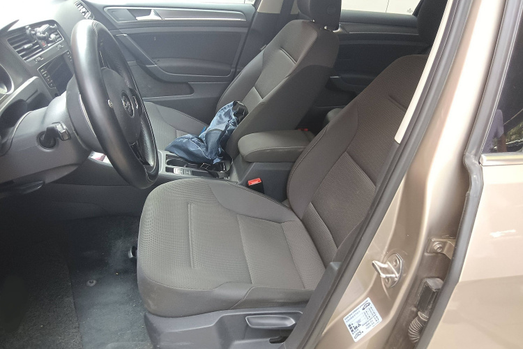 大众 高尔夫 2016款 230TSI 自动舒适型局部细节19