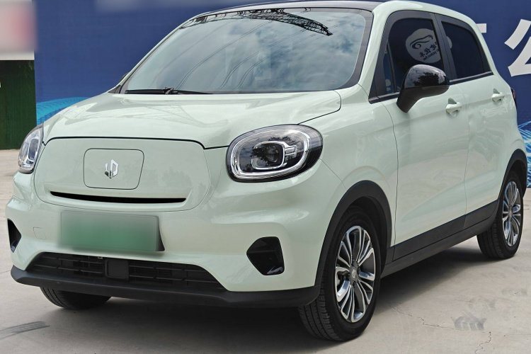 零跑汽车 零跑T03 2024款 403舒享版车身外观1