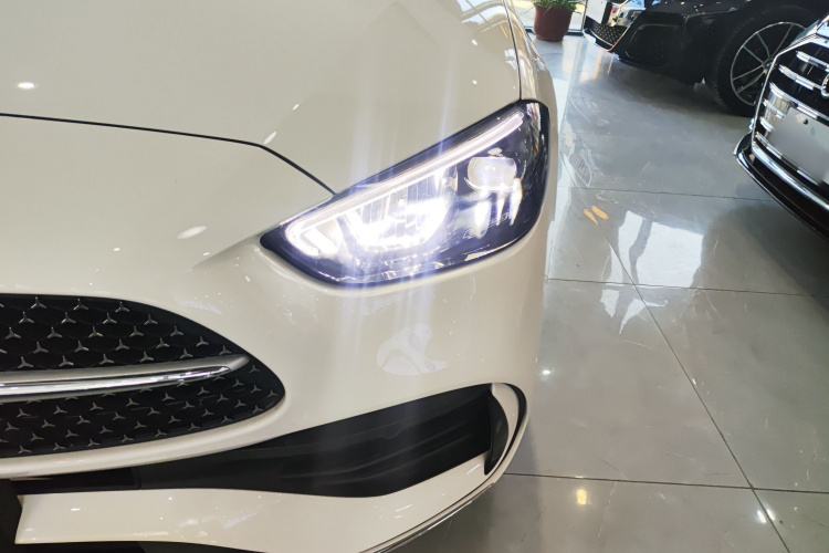 奔驰C级 2024款 改款二 C 260 L 运动版局部细节36