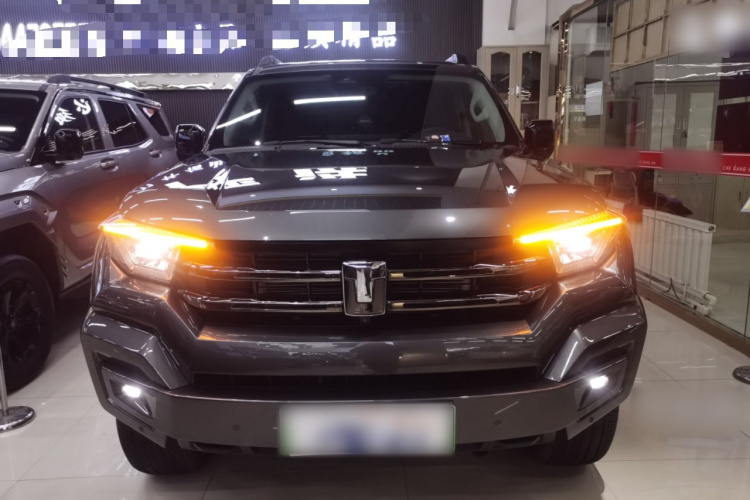 坦克400新能源 2024款 Hi4-T 越野版车身外观2