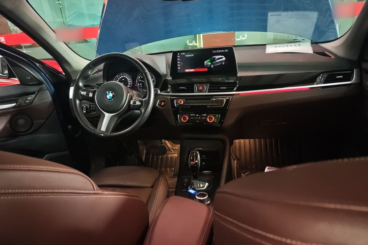 宝马X1 2021款 sDrive25Li 领先型中控内饰7002