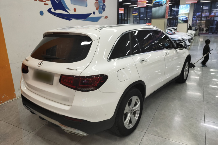奔驰GLC 2020款 GLC 260 L 4MATIC 动感型车身外观7