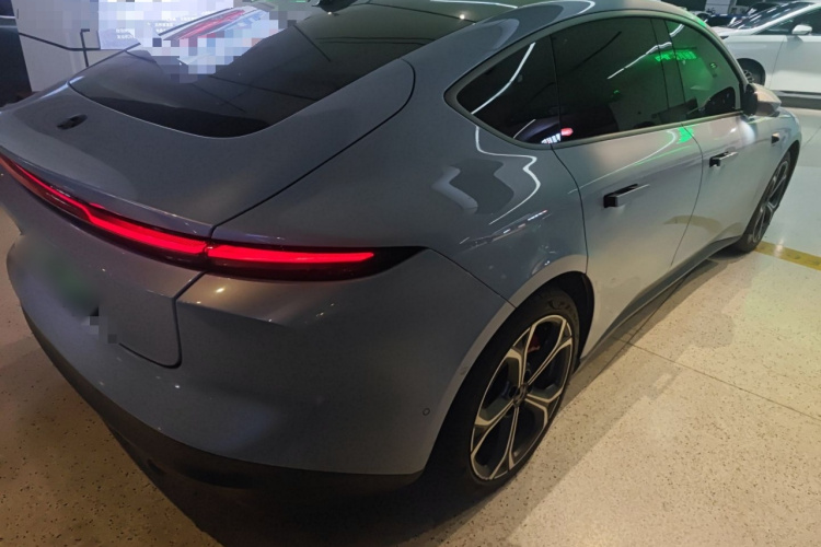 蔚来ET5 2022款 75kWh车身外观6005