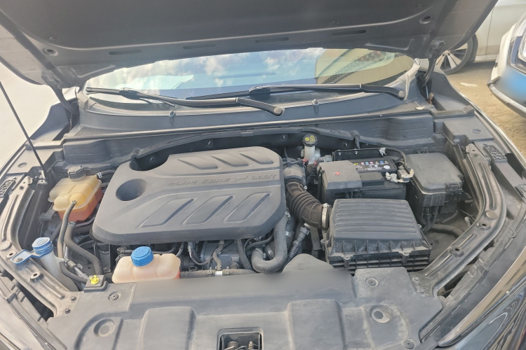 长安UNI-T 2020款 1.5T 尊贵型局部细节24