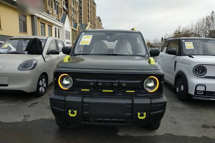 吉利银河 2025款 210km 熊猫骑士车身外观2