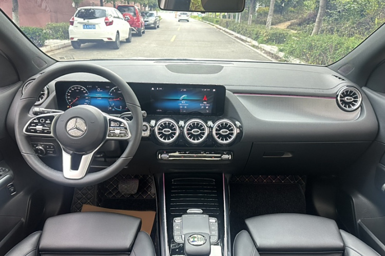 奔驰GLA 2020款 GLA 200中控内饰7007