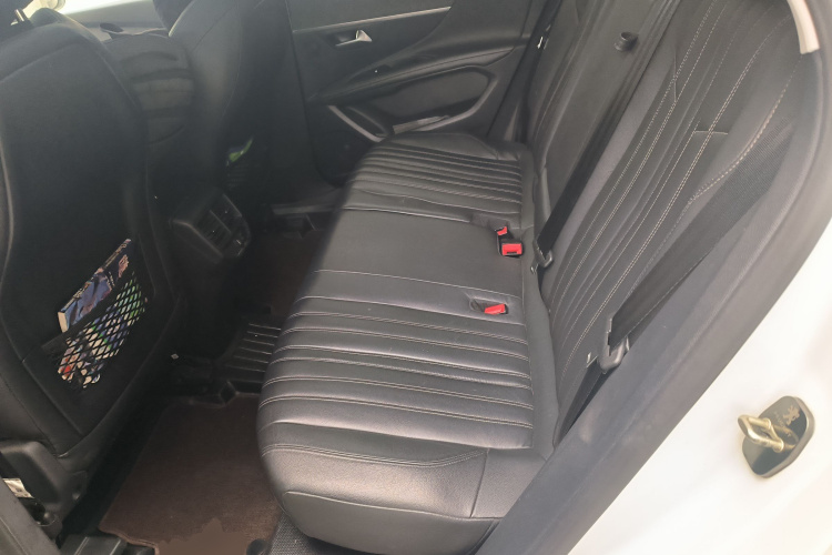 标致4008 2018款 350THP 豪华版中控内饰7004