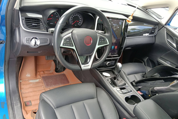 比亚迪 宋MAX 2017款 1.5T 自动智联精英型 7座中控内饰12