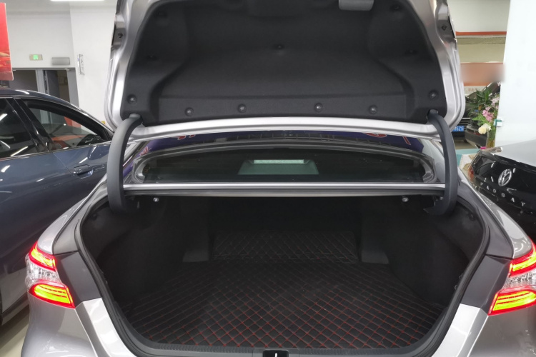 丰田 凯美瑞 2021款 2.0G 豪华版局部细节23