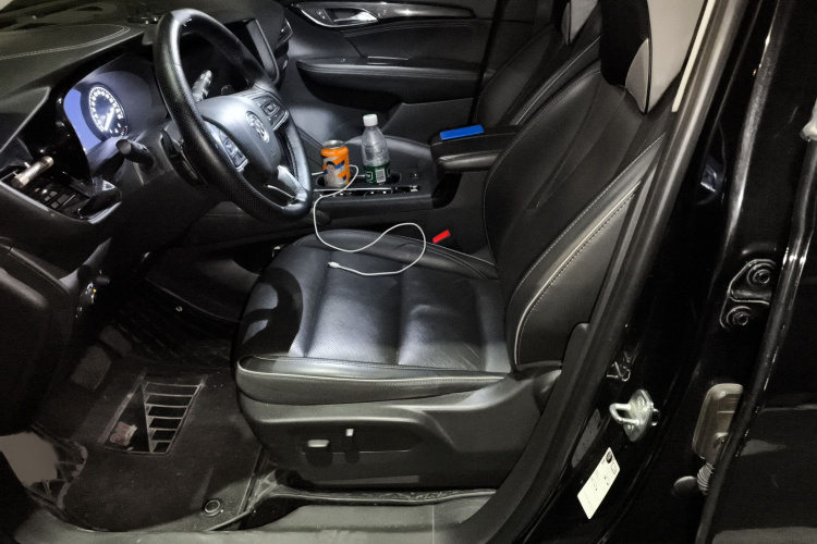 别克 2021款 昂科威Plus 652T 七座豪华型局部细节19