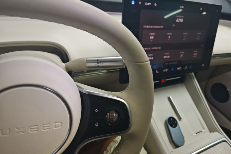 鸿蒙智行 智界R7 2024款 纯电 802km Max局部细节18