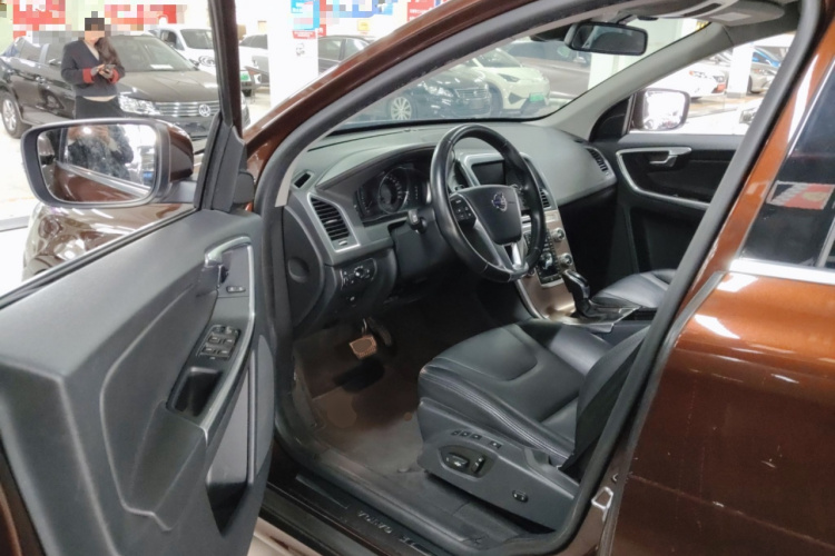 沃尔沃XC60 2016款 T5 智进版中控内饰20