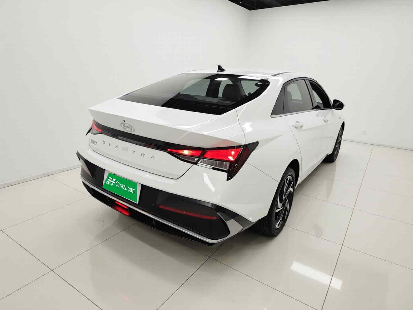 现代 伊兰特 2023款 1.5L CVT GLX精英版(5)