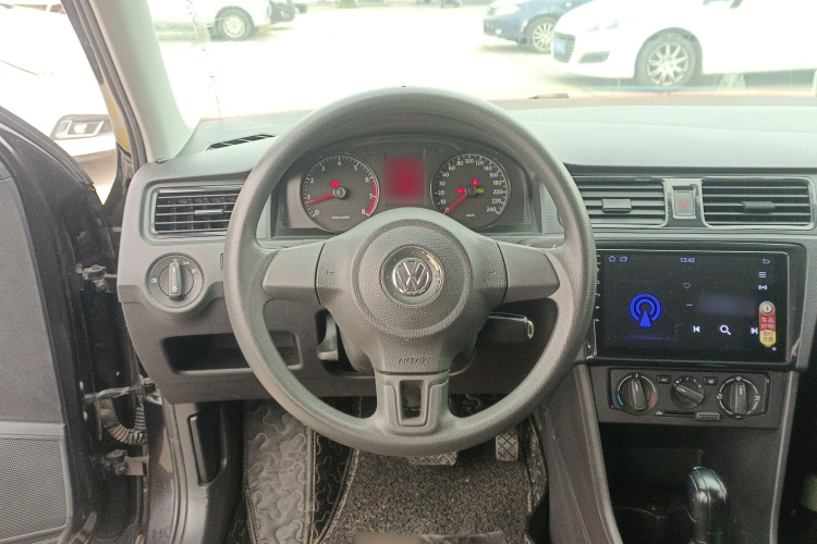 大众 桑塔纳 2015款 1.6L 自动风尚版中控内饰13