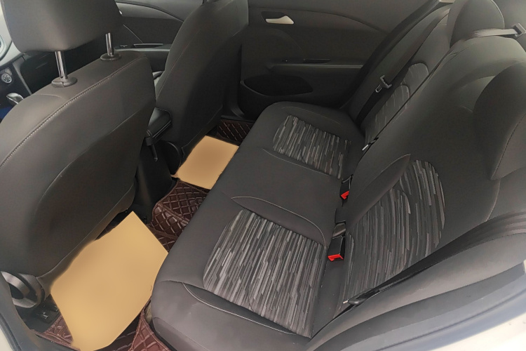 雪佛兰 科沃兹 2019款 320 自动欣享天窗版中控内饰7004