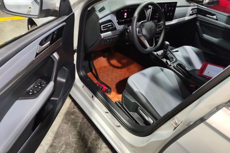 大众 朗逸 2024款 1.5L 自动五百万版中控内饰20