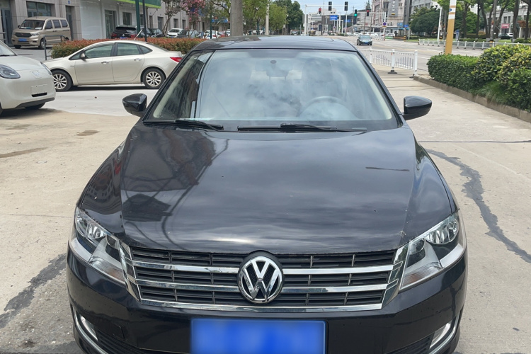 大众 朗逸 2013款 改款经典 1.6L 自动舒适版车身外观6001