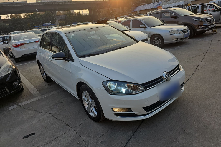 大众 高尔夫 2017款 230TSI 自动舒适百万辆纪念版车身外观3