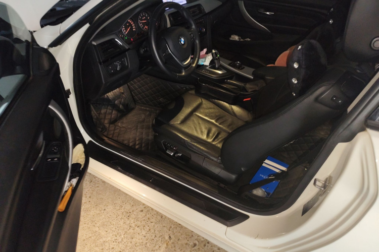 宝马4系 2016款 420i 时尚型中控内饰20