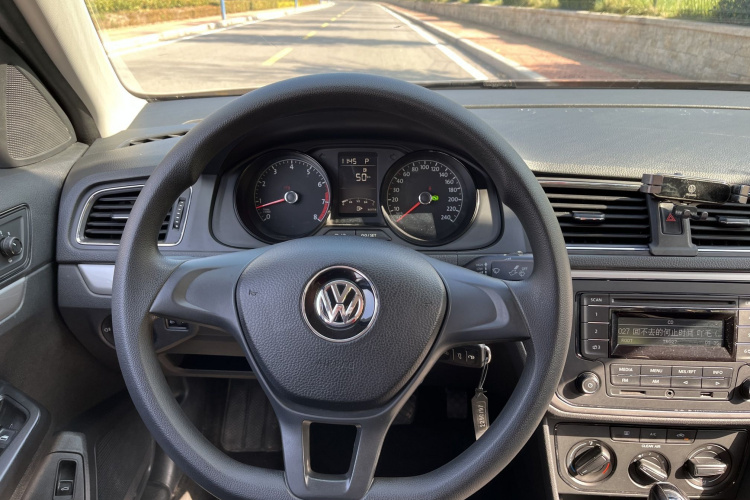 大众 朗逸 2015款 1.6L 自动风尚版中控内饰7005