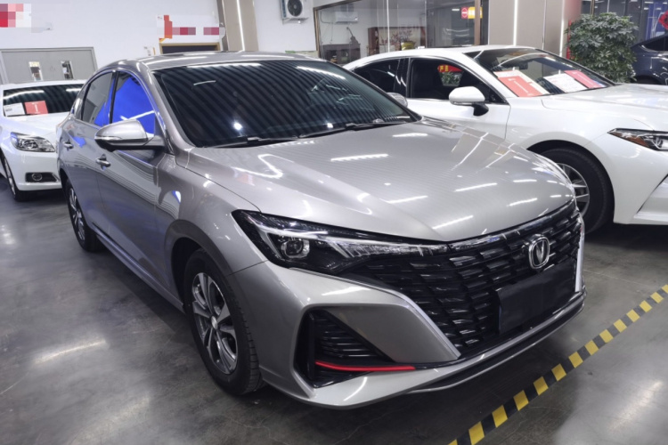 长安 逸动 2023款 畅享版 PLUS 蓝鲸NE 1.4T GDI DCT尊贵版车身外观6002