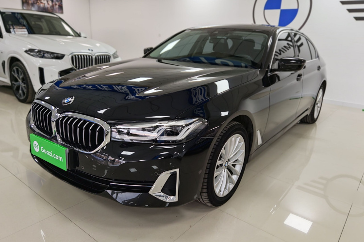 宝马5系 2022款 改款二 525Li 豪华套装车身外观6008